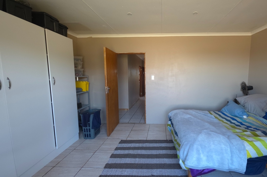 6 Bedroom Property for Sale in Bluewater Bay Western Cape